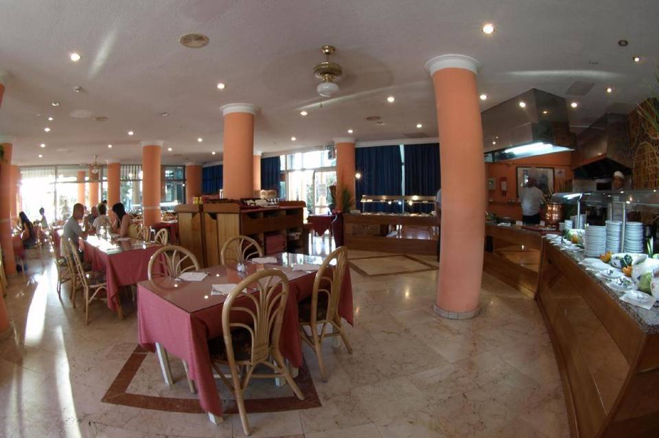 Coral Ocean View Hotel 5