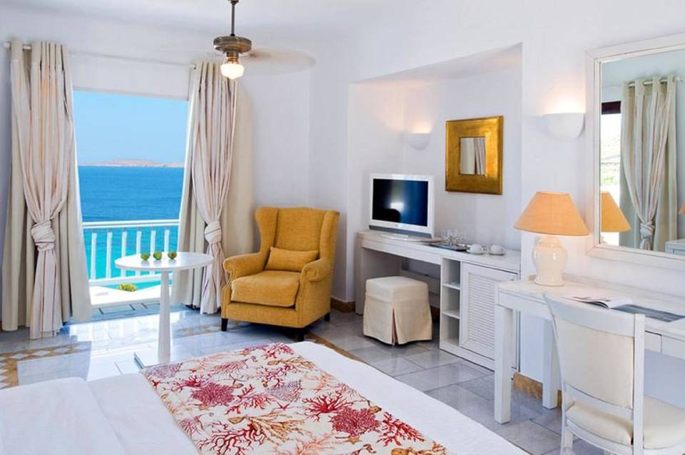 Saint John Mykonos Hotel 4