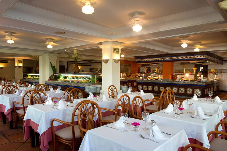 BlueBay Banús 3