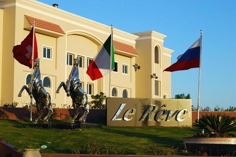 Premier Le Reve Hotel & Spa 2