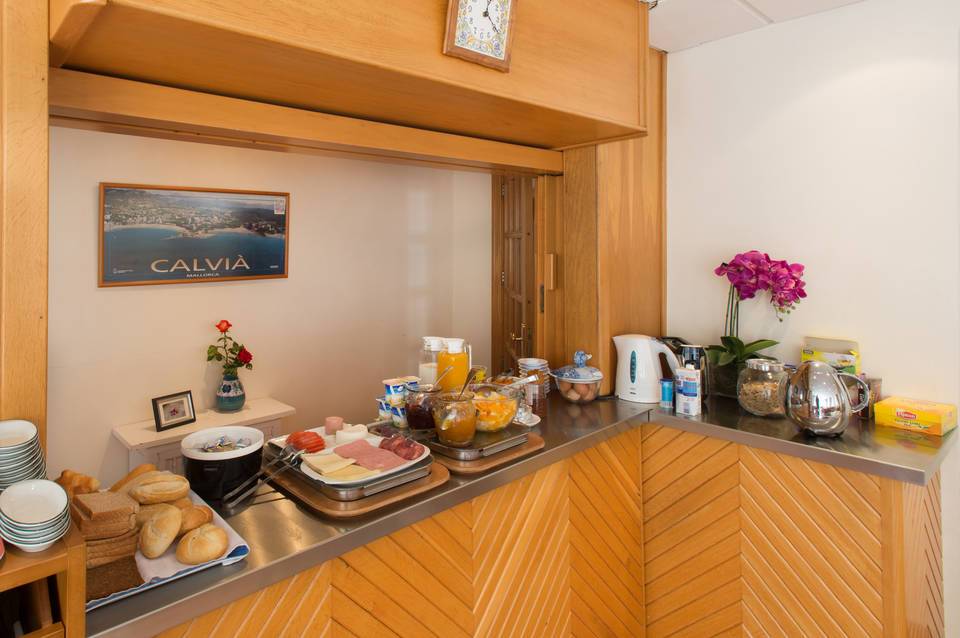 Hostal Residencia Sutimar 3