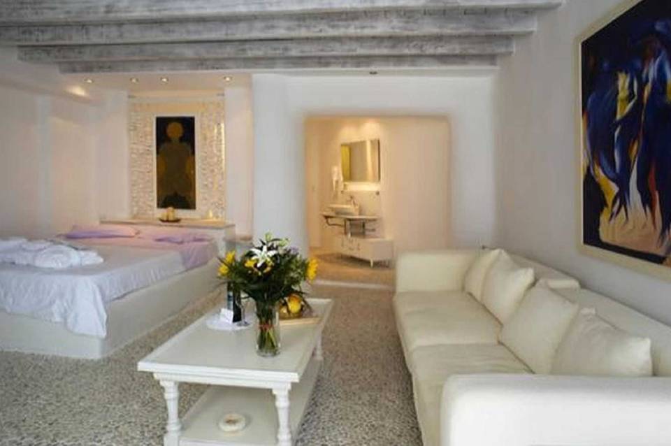 Mykonos Princess 4