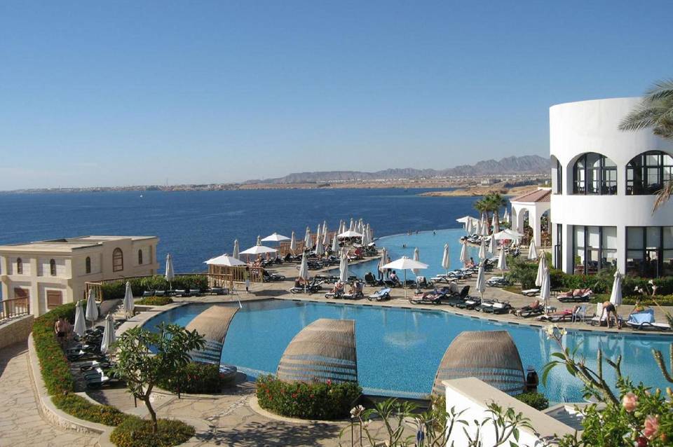 Reef Oasis Blue Bay Resort 1