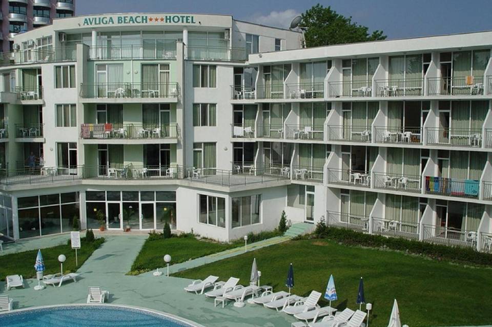 Flamingo Beach Hotel 2