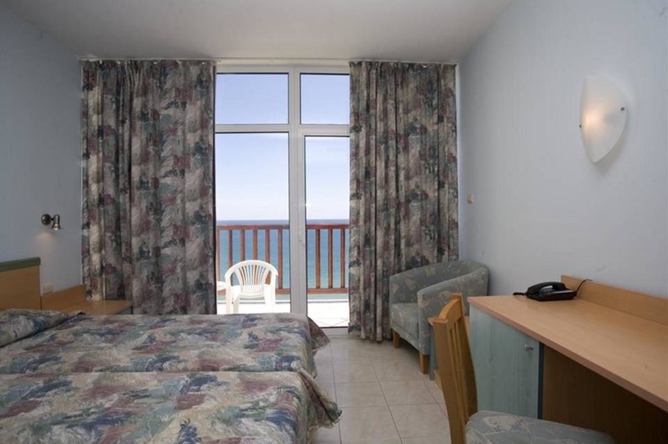 Hotel Paradise Beach Residence 3