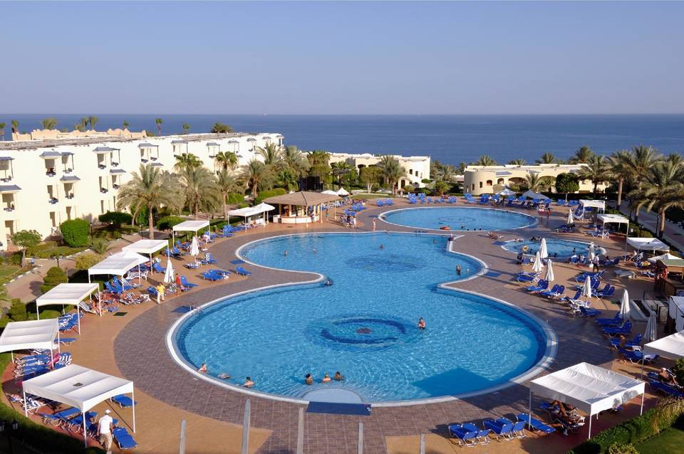 Grand Oasis Resort 1
