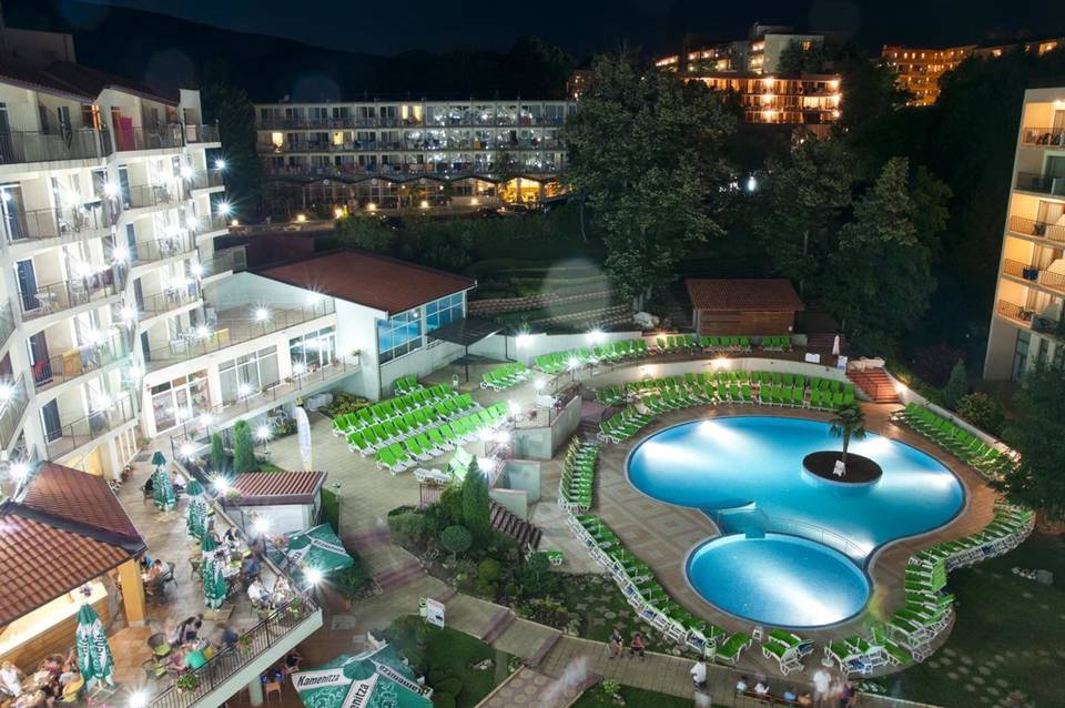 Madara Park Hotel 4