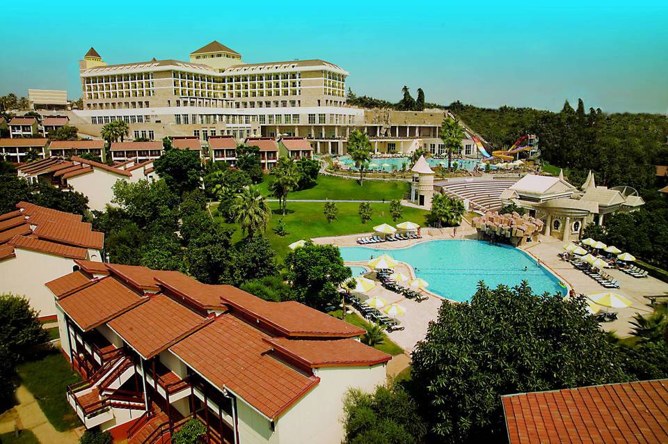 Horus Paradise Luxury Resort  1