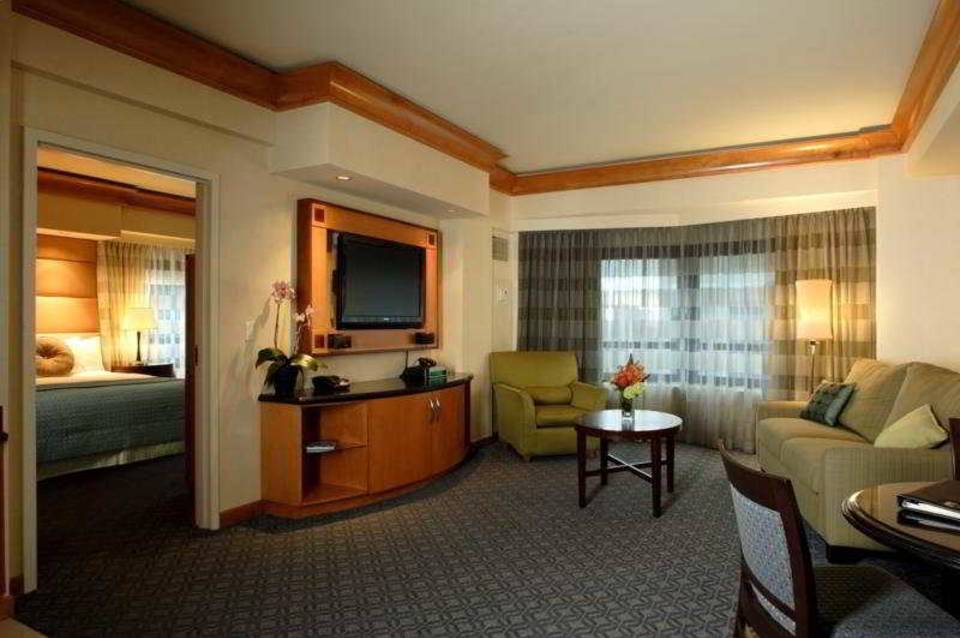 New York Hilton Midtown 4
