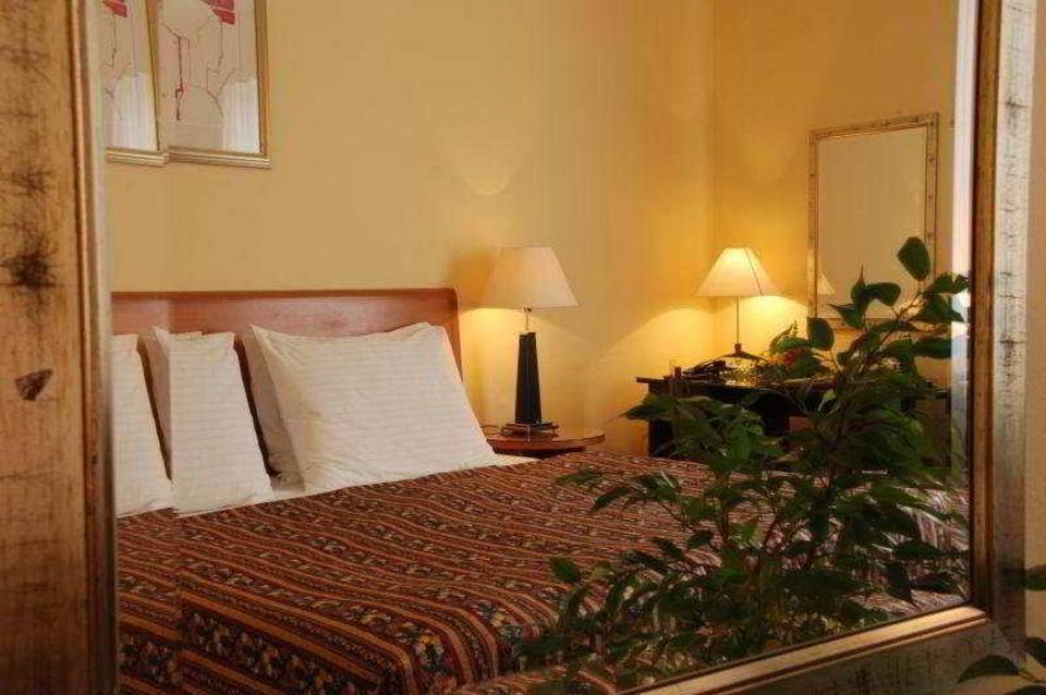 Hotel Harmony 1