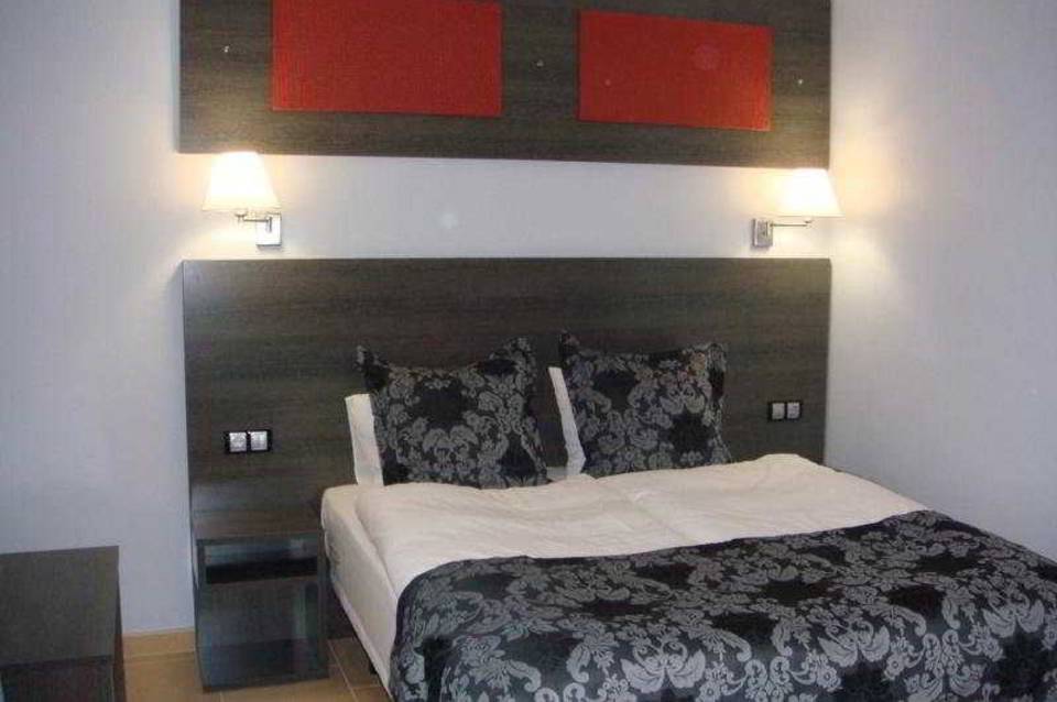 Casablanca Suites 1