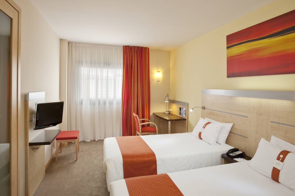 Holiday Inn Express Sant Cugat by IHG 1