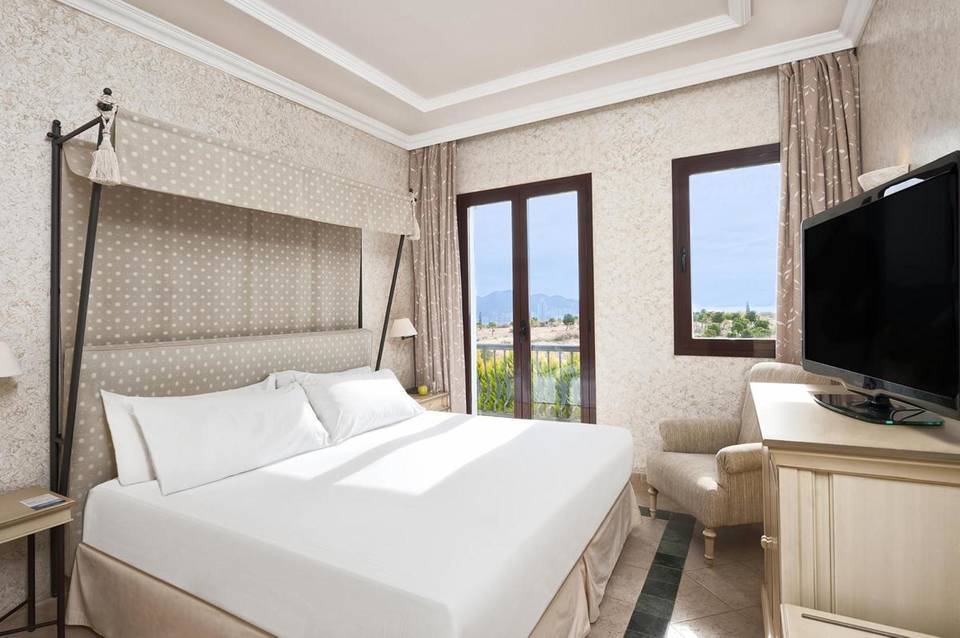 The Level at Meliá Villaitana 2