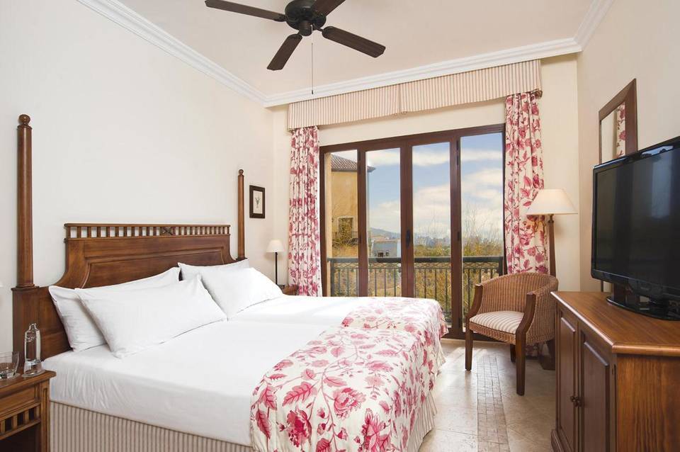 The Level at Meliá Villaitana 5