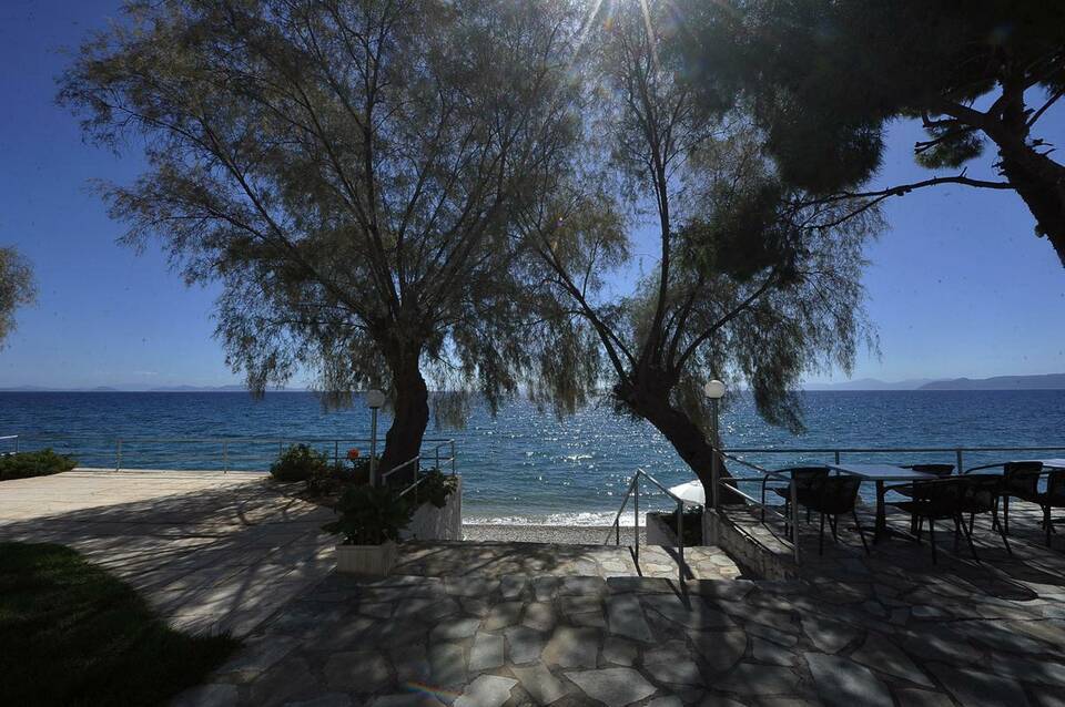 Siagas Beach Hotel 2