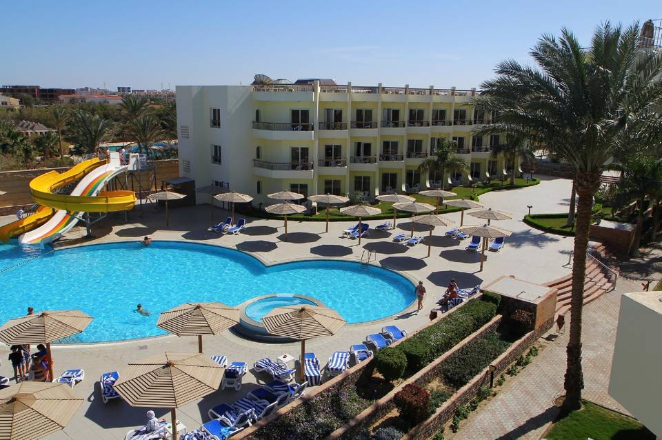 Palm Beach Resort 4