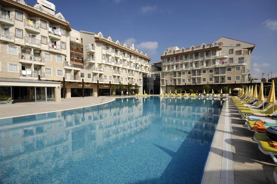 Side Aluna Hotel 1