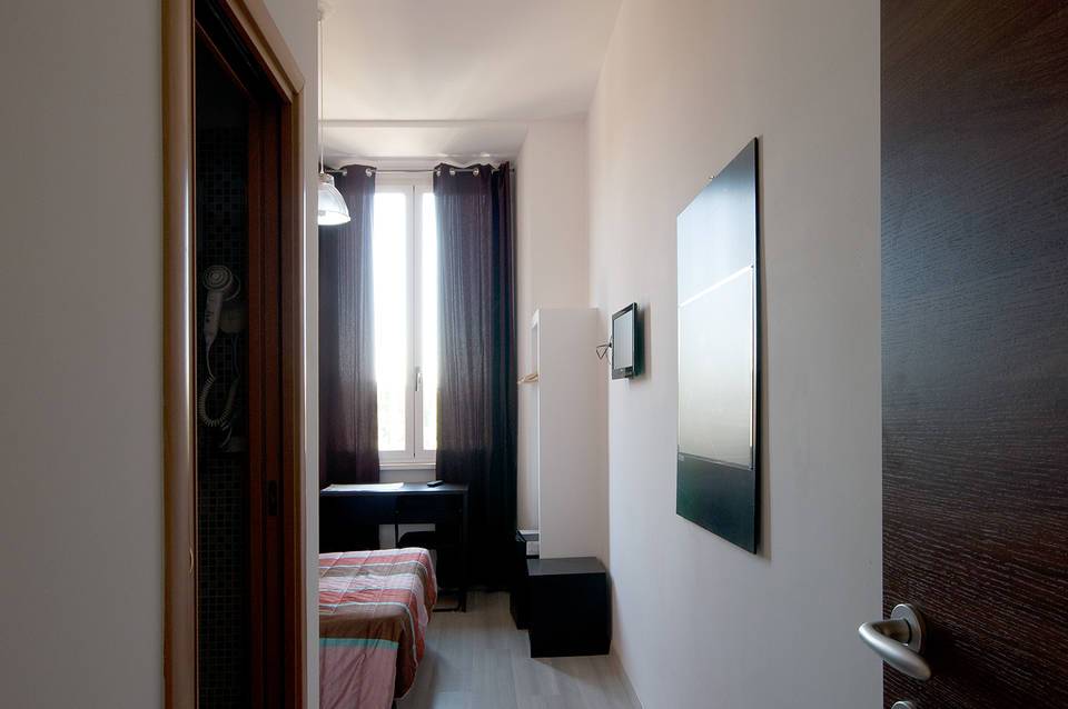 MF Hotel 2
