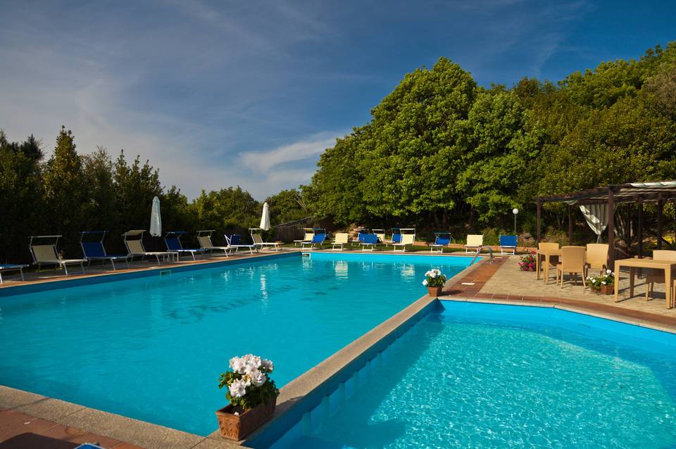 Pausania Inn 2
