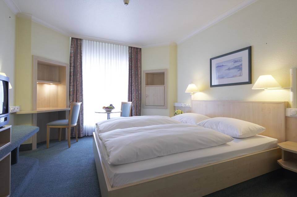 IntercityHotel Hamburg-Altona 5
