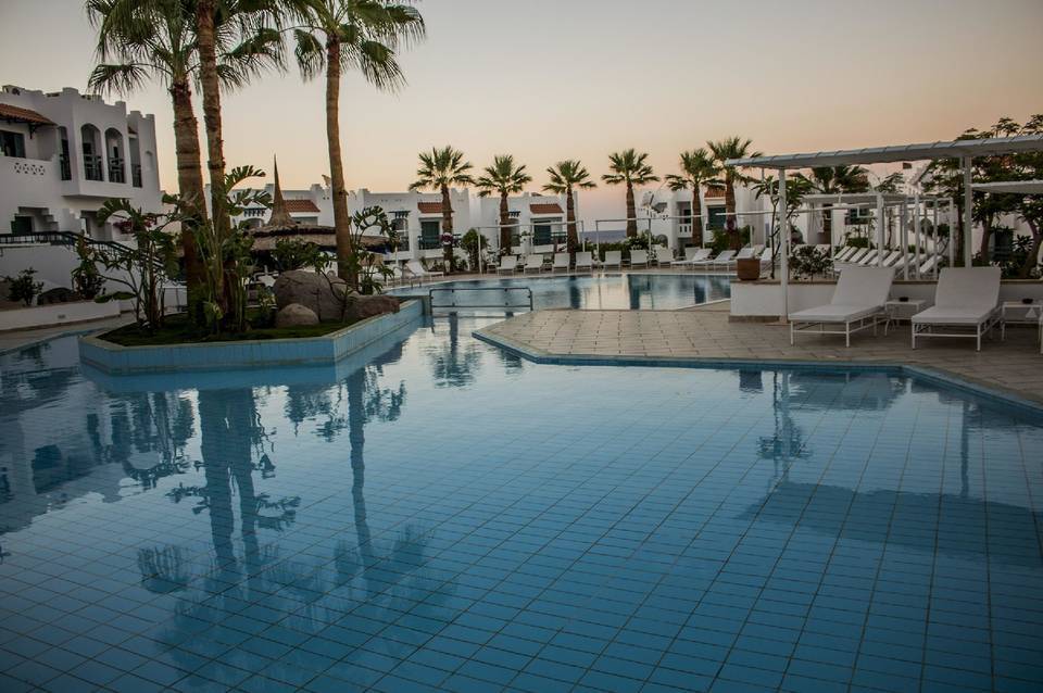 JAZ Neo Naama Bay 3