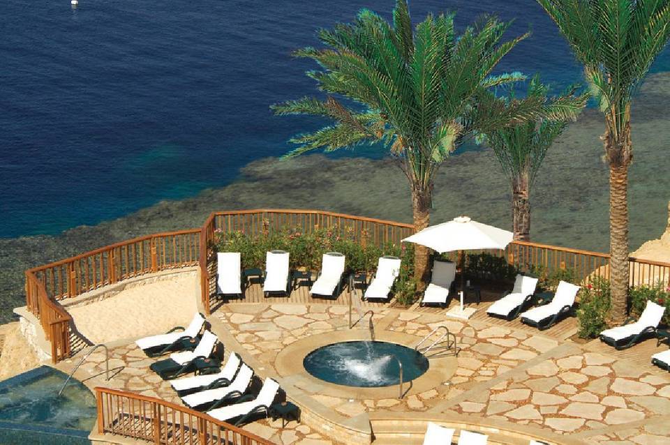 Reef Oasis Blue Bay Resort 4