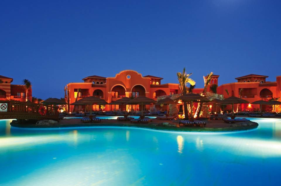 Charmillion Gardens Aquapark 2