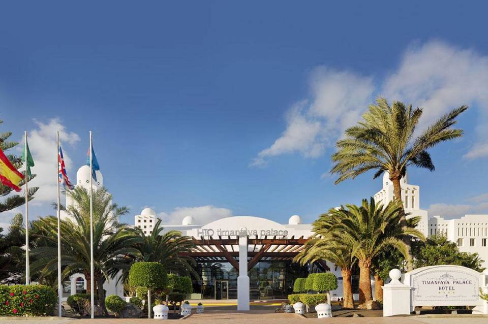 H10 Timanfaya Palace 1