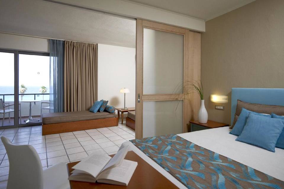 Olympic Palace Resort Hotel & Convention Center 3
