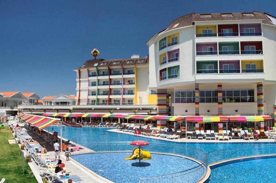 Ramada Resort by Wyndham Side 1