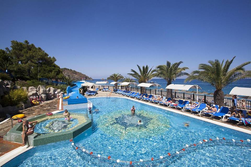 Pirate's Beach Club 1