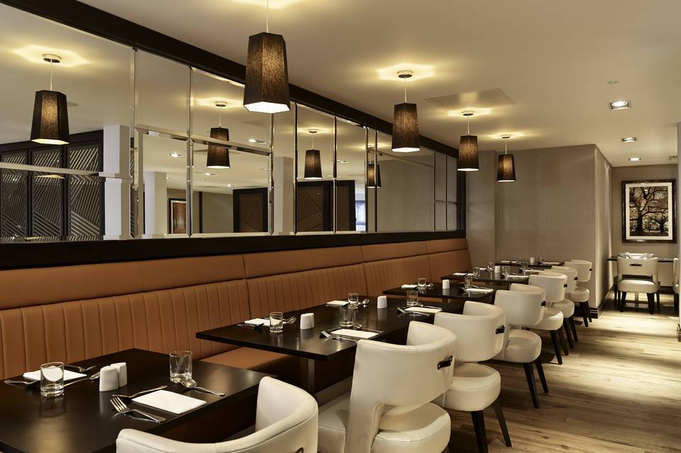 DoubleTree by Hilton Hotel London - Ealing 5