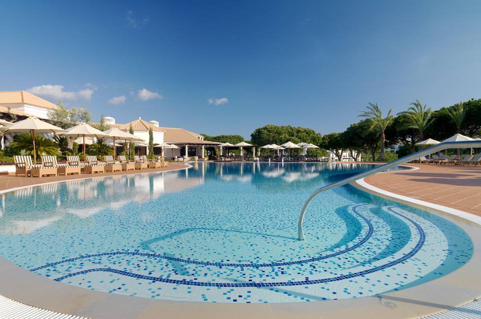 Pine Cliffs Residence, a Luxury Collection Resort 5