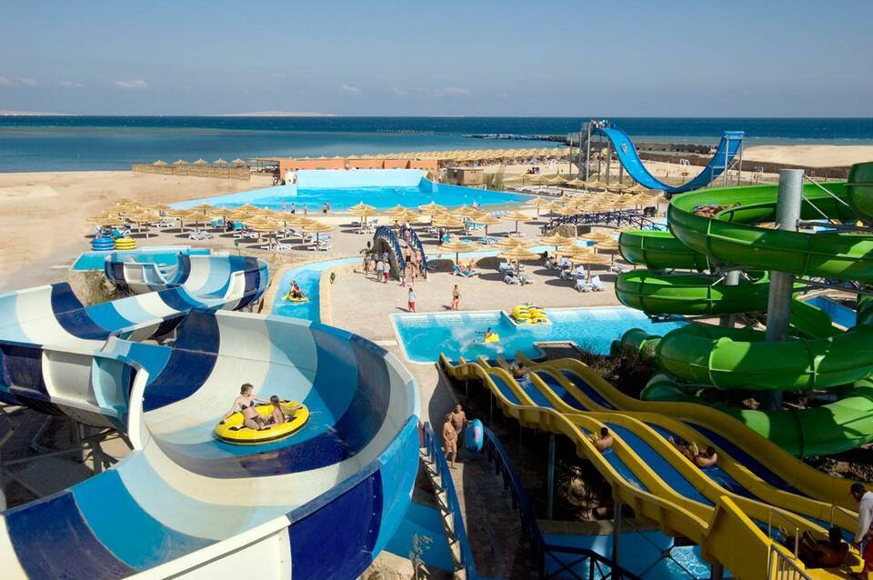 Titanic Beach 1
