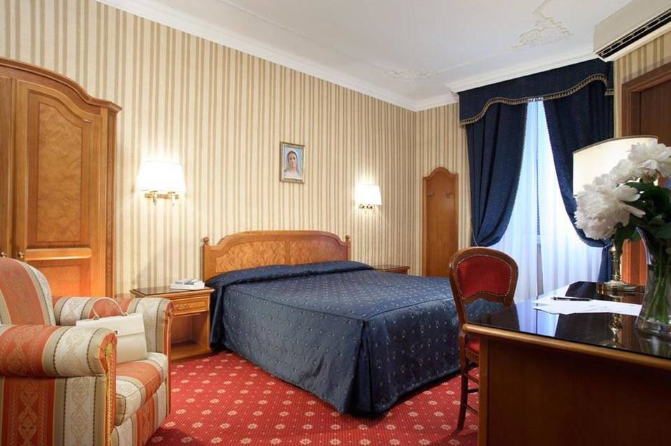 Hotel Genio 4