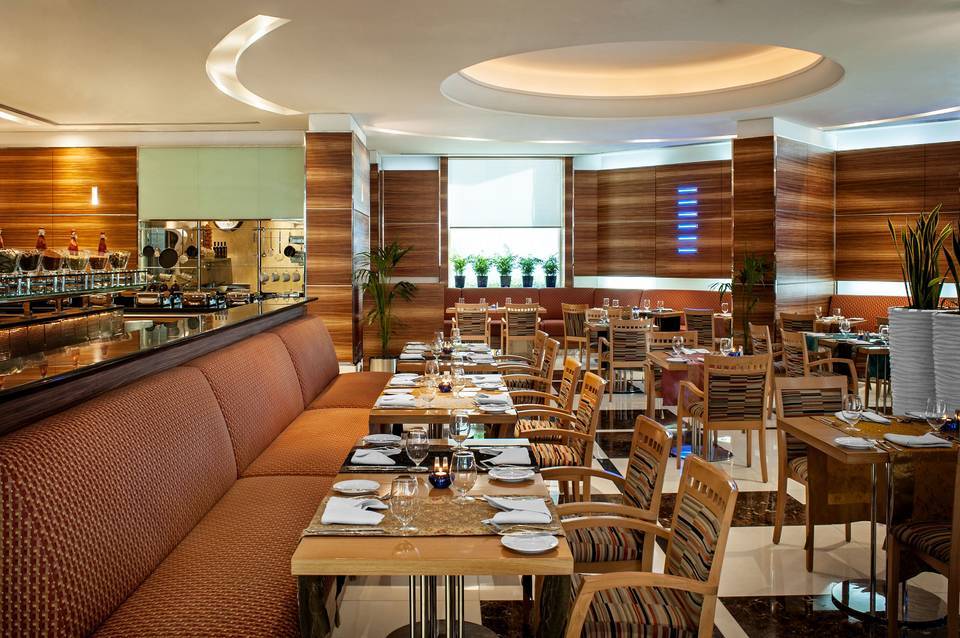 Four Points by Sheraton Bur Dubai 3