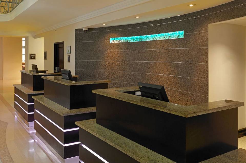 Cadillac Hotel & Beach Club 3