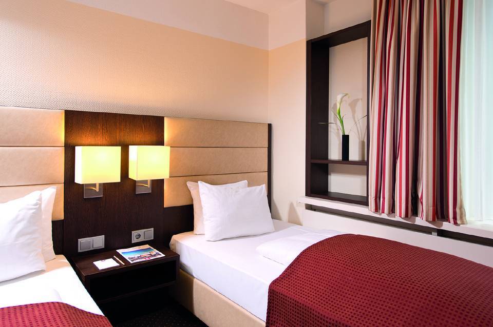 Leonardo Hotel Munich Arabellapark 1