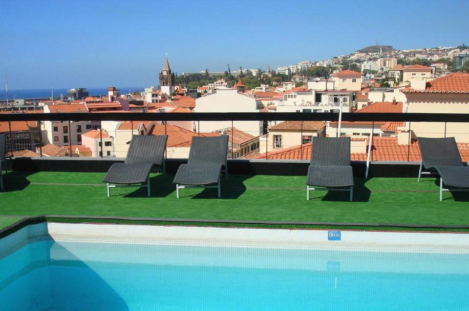 The Editory Garden Funchal 2