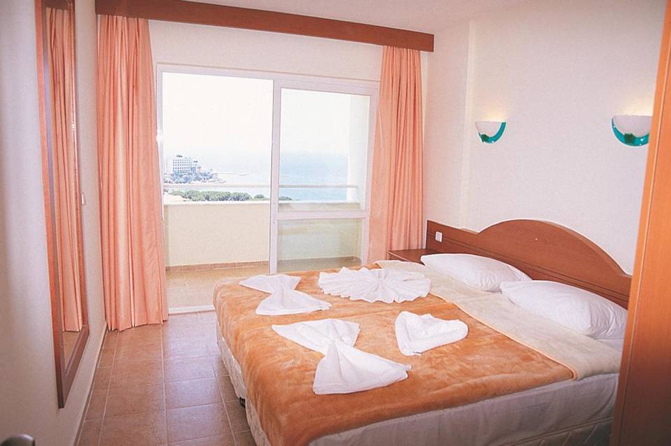 Tuntas Family Suites Kusadasi 2