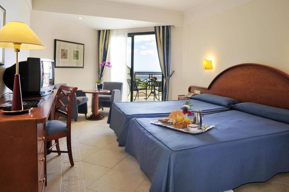 Hipotels Natura Palace 4