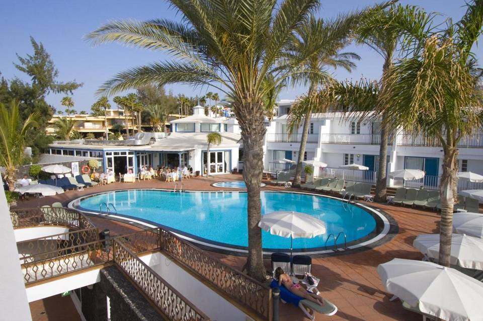 Plus Fariones Apartamentos 4