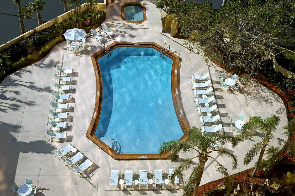 DoubleTree by Hilton Hotel Miami Airport & Convention Center 1