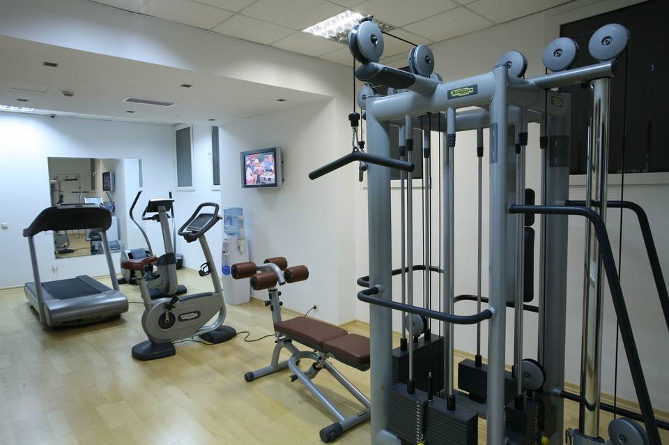 Ramada Hotel & Suites by Wyndham Bucharest North 4