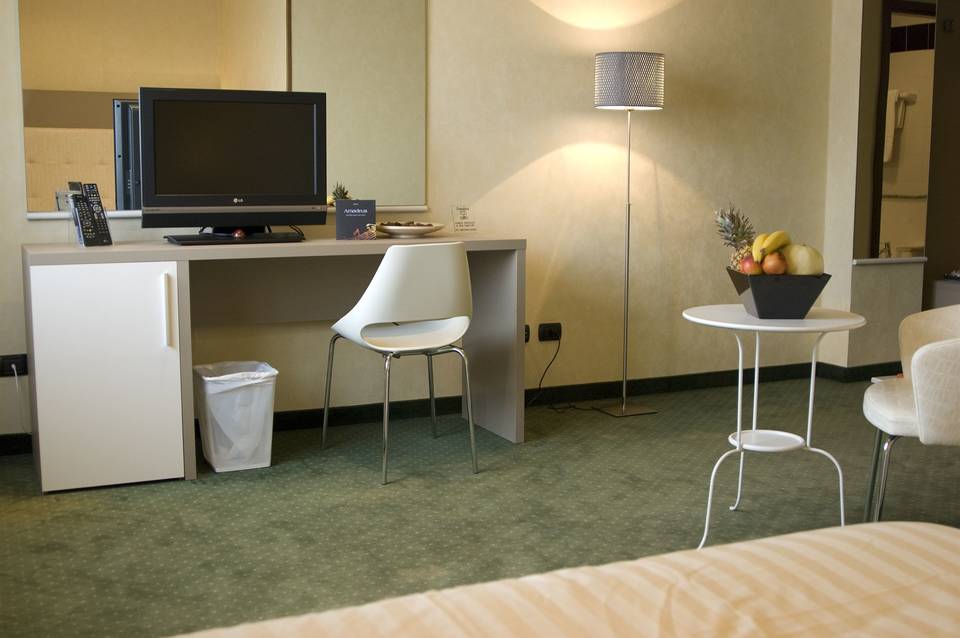 iH Hotels Bologna Amadeus 5