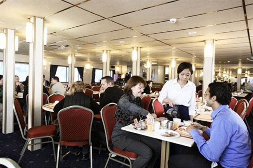 Botel 3