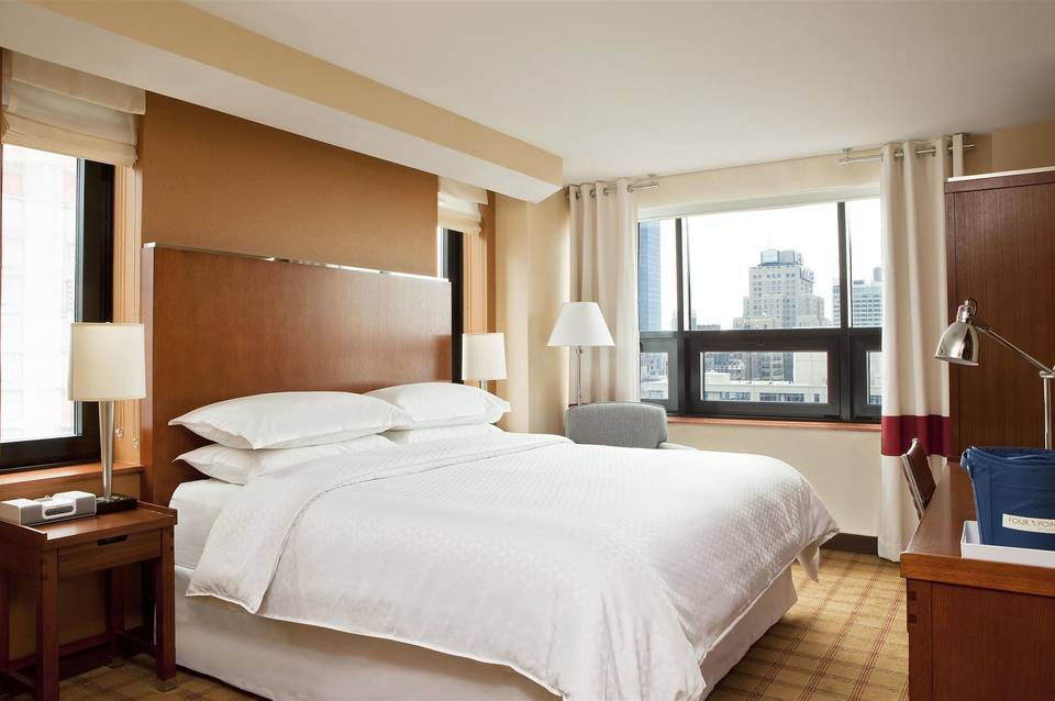 Four Points by Sheraton Midtown Times Square 4