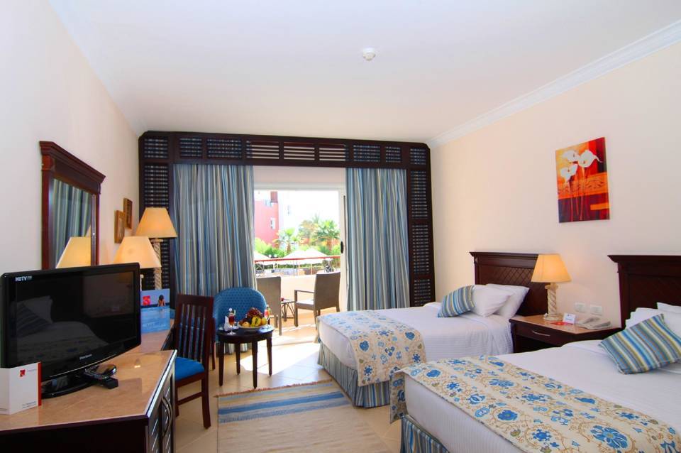 Amwaj Oyoun Resort & Casino 4