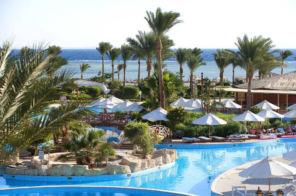 Amwaj Oyoun Resort & Casino 5