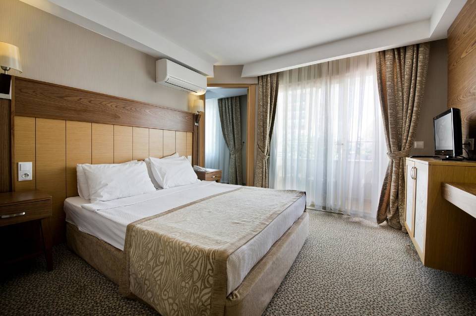 Mc Beach Resort Hotel 1